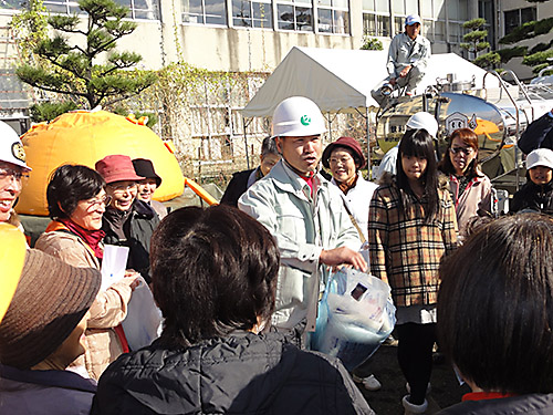 121104h.jpg